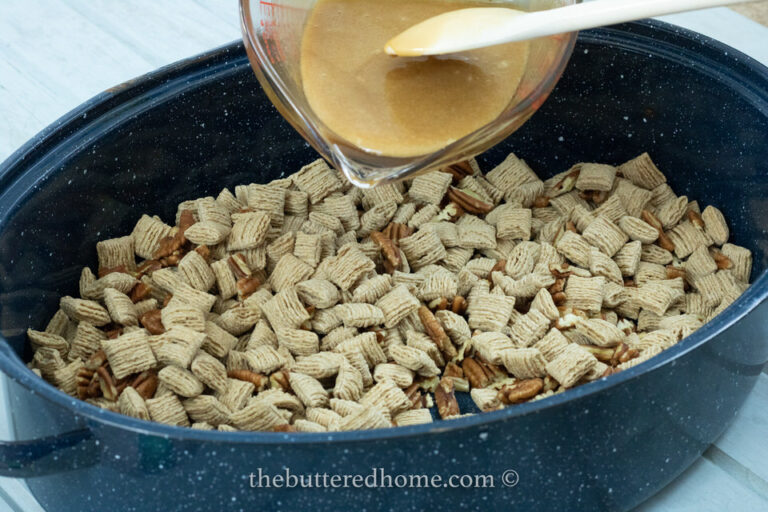 Christmas Crunch Snack Mix - The Buttered Home