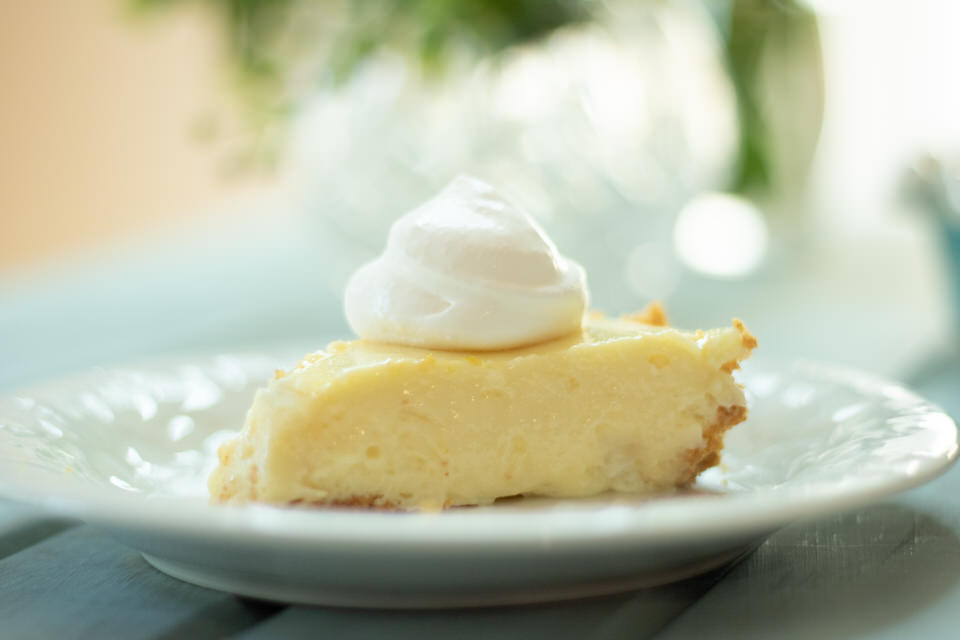Creamy Lemon Icebox Pie