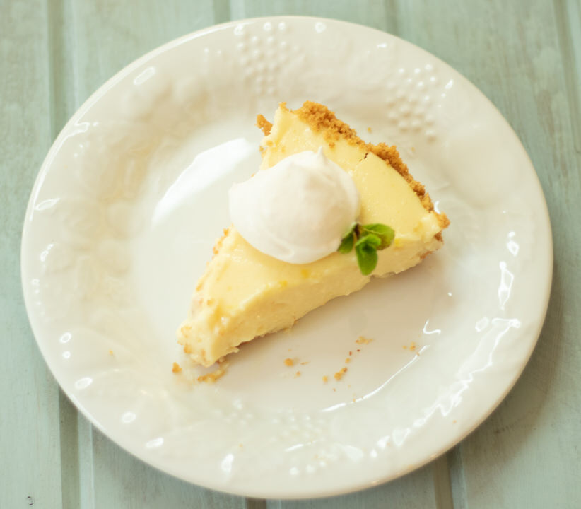 Creamy Lemon Icebox Pie