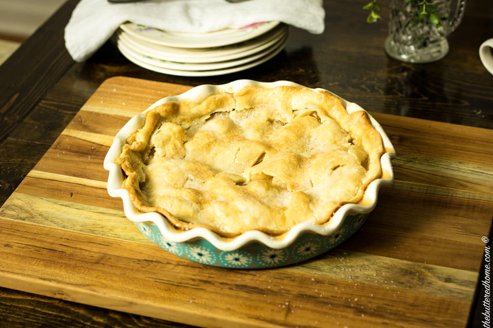 finished baked apple pie right out of the oven