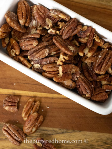 roasted pecans feature