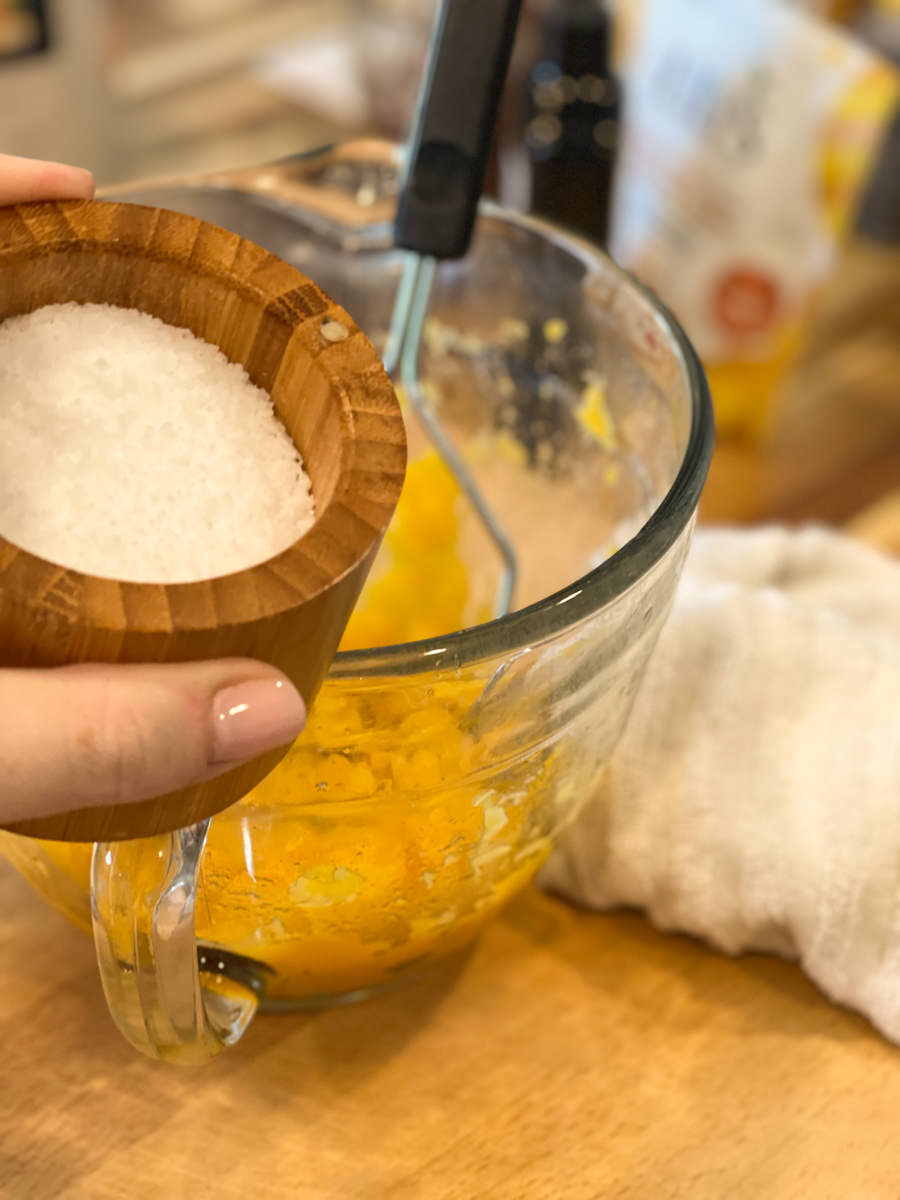 adding salt to squash