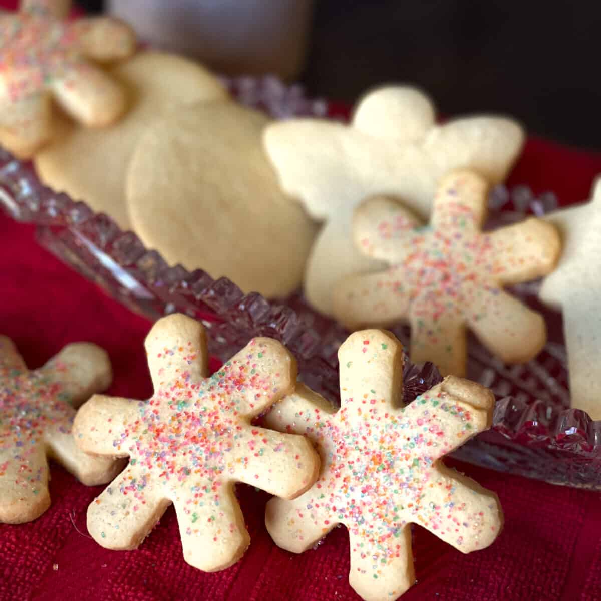 star shaped teacakes on a red towel.