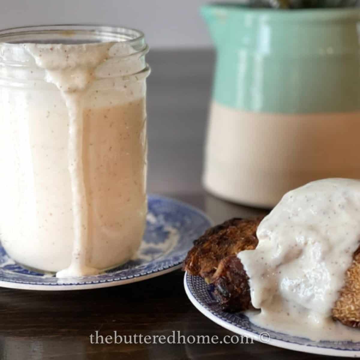 Alabama white bbq sauce feature
