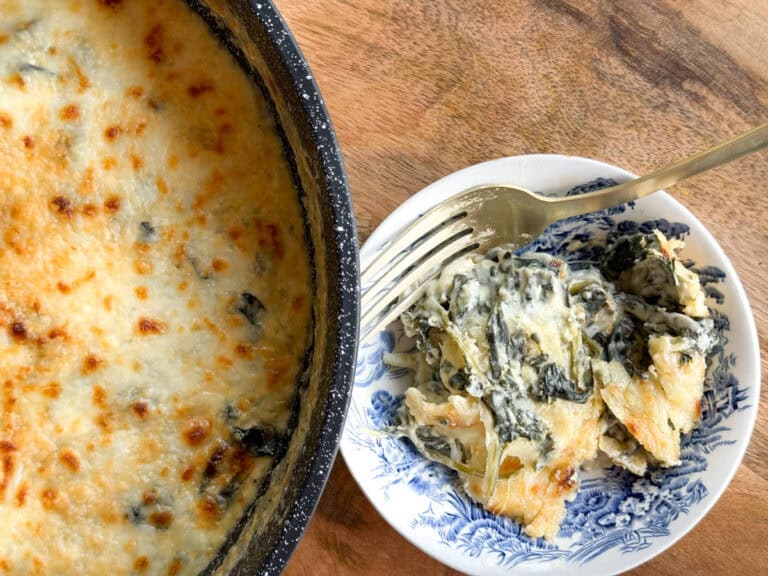 Low Carb Easy Creamed Spinach Recipe - The Buttered Home